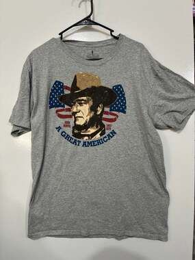 John Wayne A Great American Patriotic Heather Grey T-Shirt